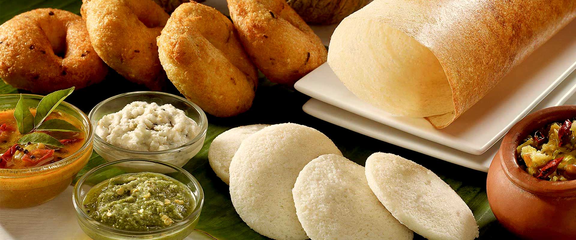 The Dawn of the Hotel Industry in Bangalore: Venkanna's Hotel Menu and Social Norms