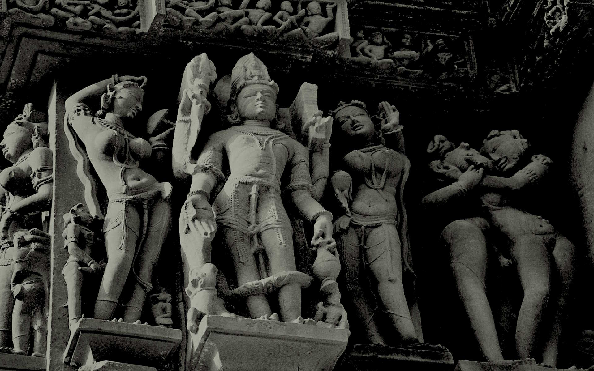 The Connoisseurial Climate of Krishnadevaraya: Sensuality and Spirit
