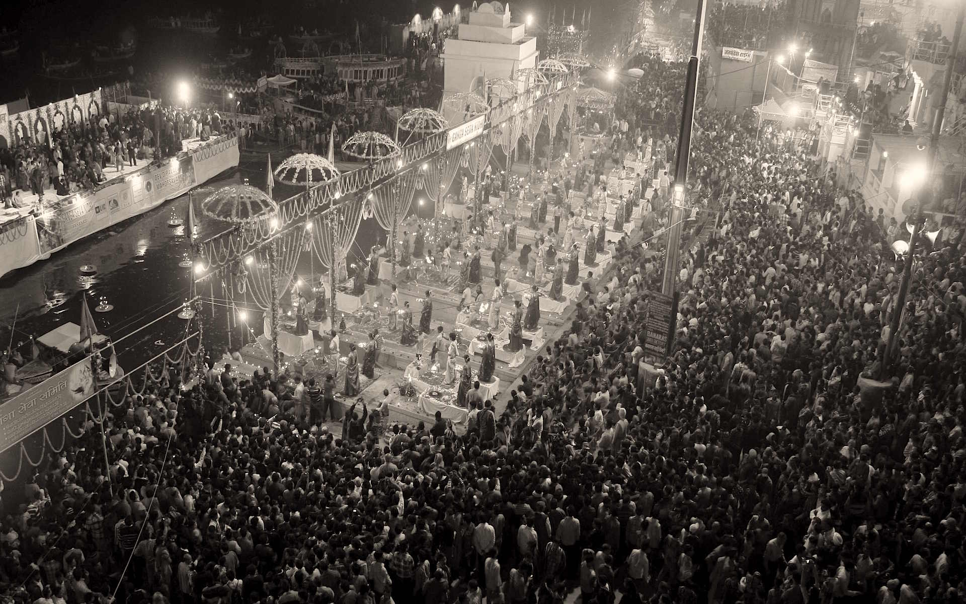 ವಿಶ್ವವ್ಯಾಪಿ ದೀಪಾವಳೀ